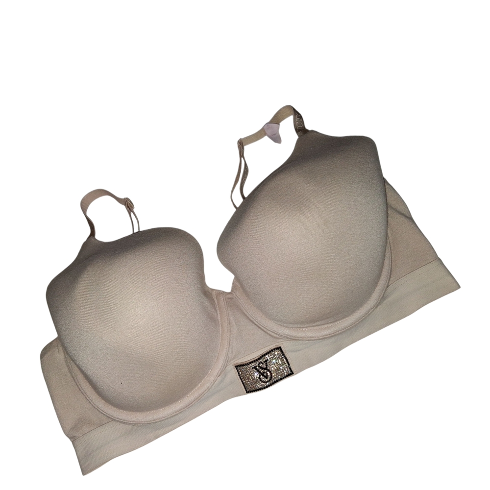 Victoria's Secret Cream Bra with Molded Cups and Underwire